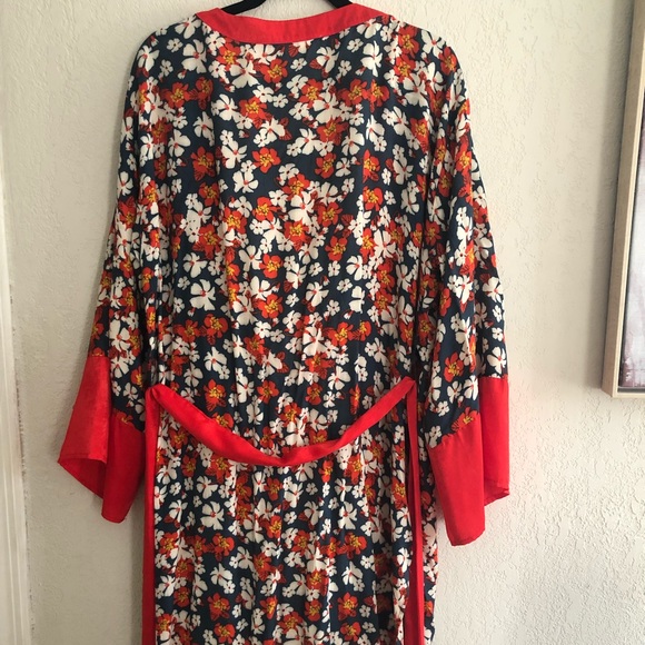 KIMONO - Picture 3 of 3